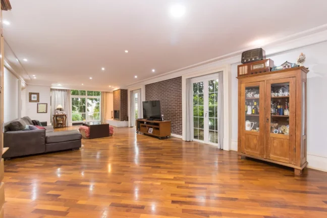 Casa 5 suites Campo Comprido