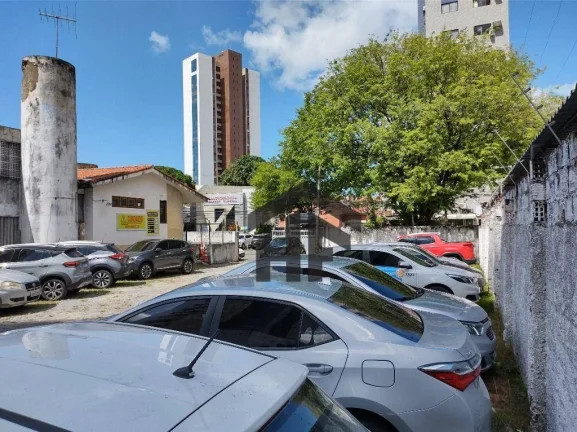 Imagem Casa de 889m² à venda, com Estacionamento, localizado na Ilha do Leite, Recife - Pernambuco.