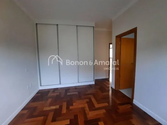 Imagem Maravilhoso sobrado com excelente acabamento no Condomínio Figueira Branca, Betel, Paulínia.

Cont...