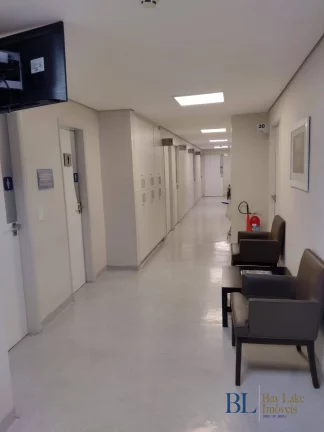 Imagem Prédio Comercical em Moema!! 1700m² Com Estacionamento!! 30 salas