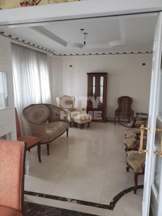 Imagem Cobertura ampla e super iluminada. Conta com pé direito alto em todo o apartamento ambientes amplos...