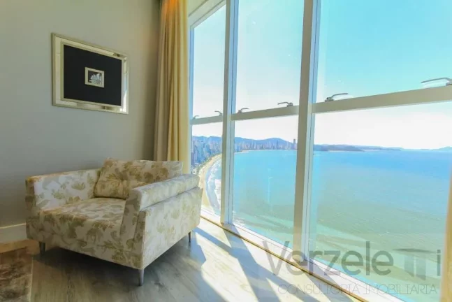 Imagem Frente ao Mar para Venda em Balneário Camboriú / SC no bairro Centro