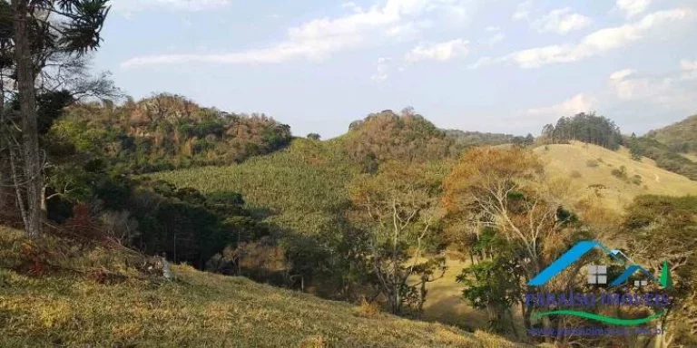 Imagem Paraíso Ecológico na Serra da Mantiqueira: Terreno com Vista Panorâmica!