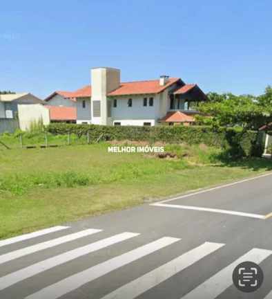 Imagem Terreno á venda na Quadra Mar na Praia do Estaleiro em Balneário Camboriú