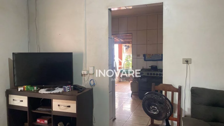 Imagem Casa com 3 dormitórios à venda, 95 m² por R$ 800.000,00 - Setor Santos Dumont - Itumbiara/GO