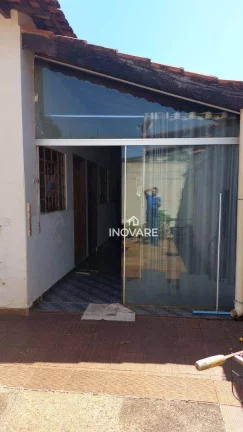 Imagem Casa com 3 dormitórios à venda, 210 m² por R$ 350.000 - Setor Paranaíba - Itumbiara/GO