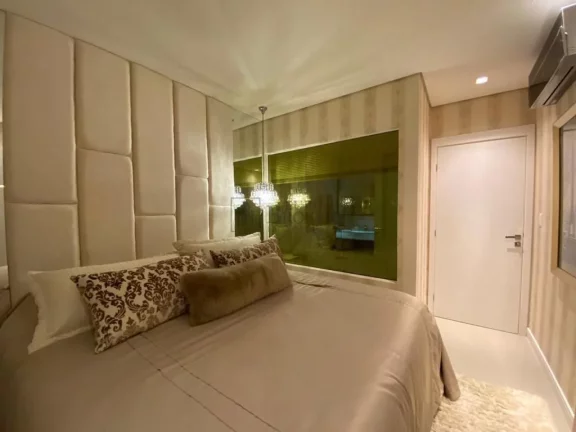 Imagem Apartamento com 3 suítes à venda no Centro de Balneário Camboriú/SC