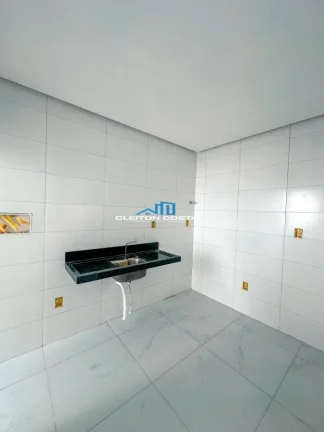 Imagem Casa para Venda em Feira de Santana, Mangabeira, 3 dormitórios, 1 suíte, 1 banheiro, 2 vagas