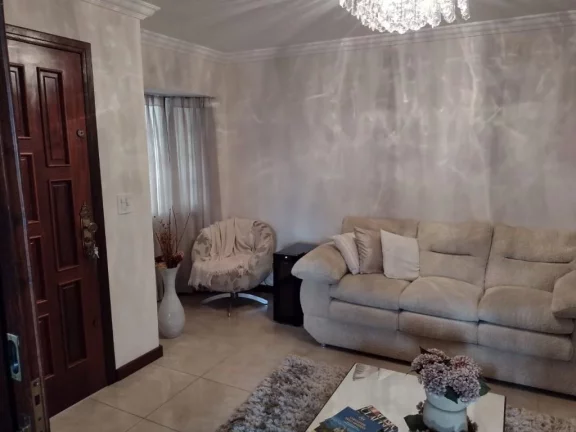 Imagem Sobrado com 3 dormitórios à venda, 275 m² por R$ 1.000.000,00 - Vila Correa - Ferraz de Vasconcelos/SP