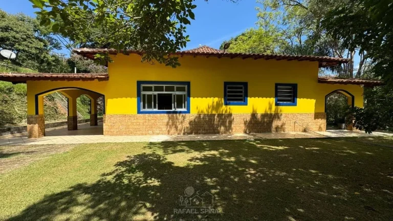 Imagem Sítio com cachoeira à venda no bairro do Portão em Atibaia – 16.800 m²