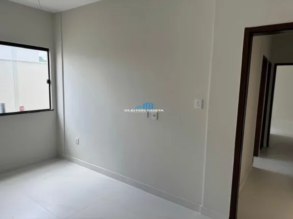 Imagem Casa para Venda em Feira de Santana, Nova Esperança, 3 dormitórios, 1 suíte, 1 banheiro, 2 vagas