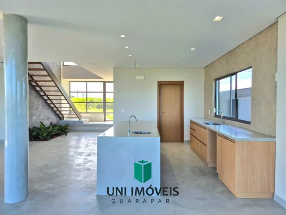 Imagem Casa de luxo com 4 suítes à venda no Condomínio Reserva Amary em Guarapari-ES