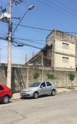Imagem Terreno com galpão, área edificada de 1.493m² e área de terreno +/- de 2.200m², escriturado 2.0...