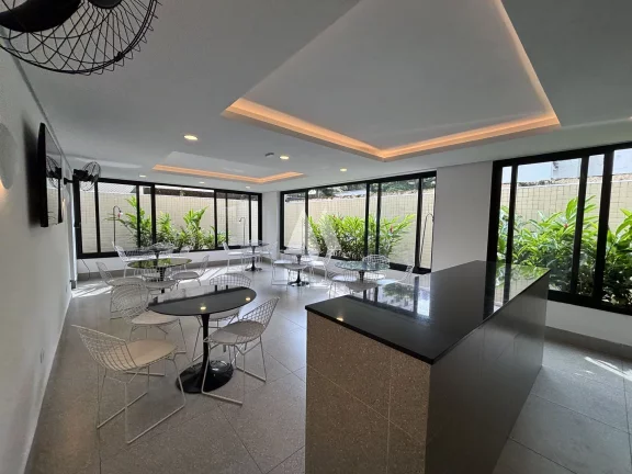 Imagem Apartamento à Venda com 2 dormitórios e vaga demarcada em José Menino, Santos/SP