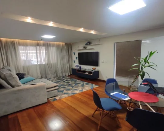 Imagem Casa na Vila Sônia com 174m² Área Gourmet e Salão de Festas!!