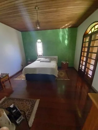 Imagem LINDA CASA COM 3 QUARTOS, SAUNA, PISCINA. NOVA FRIBURGO.
