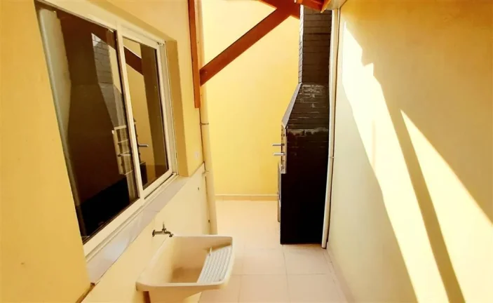 Imagem CASA COM 49.22 m² - PARQUE DAS AMERICAS - PRAIA GRANDE SP