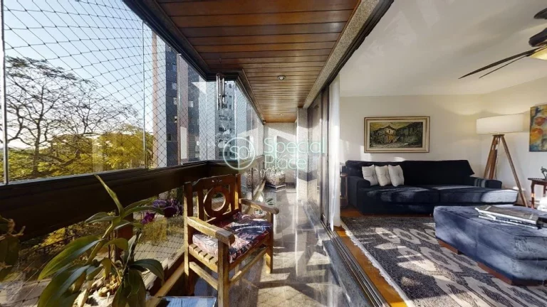 Imagem Ótimo apartamento, completo, amplo , super conservado, rico em armários e de muito bom gosto, óti...