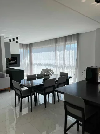 Imagem Apartamento mobiliado com 3 suítes e 1 vaga de garagem na Meia Praia em Itapema