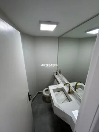 Imagem Casa em Condomínio impecável será entregue com tudo dentro! Toda reformada nova