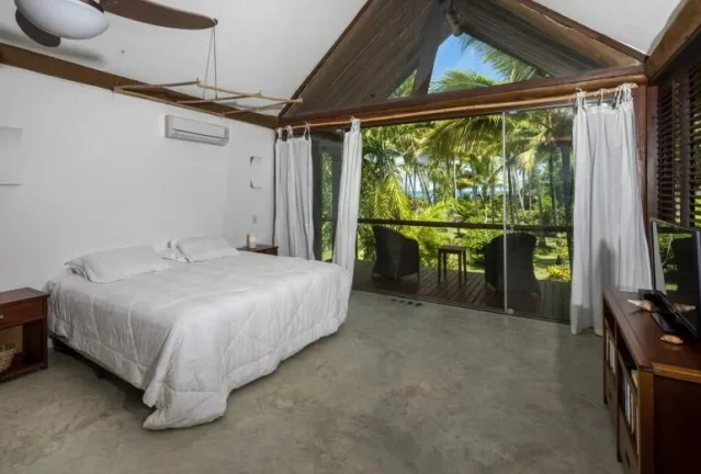Imagem Casa de alto padrão frente mar localizada no bairro Velha Boipeba em Cairu-BA