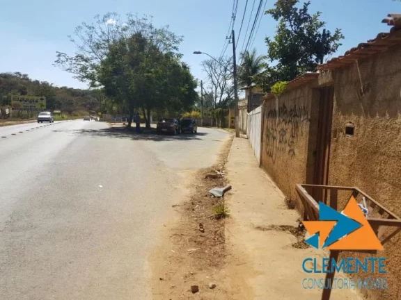 Imagem Terreno de 1.150 m2 para fins comerciais ou residenciais.