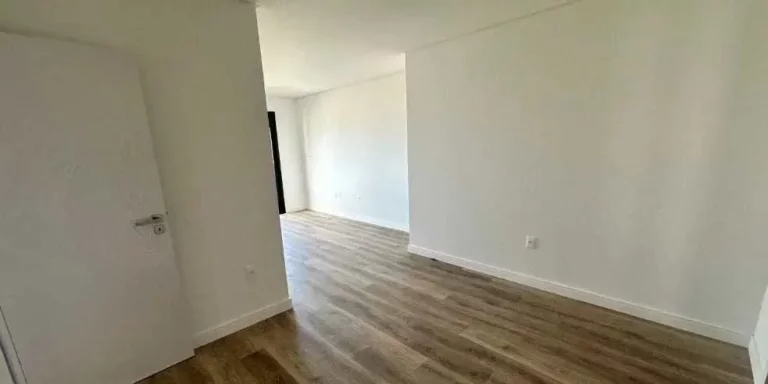 Imagem Apartamento 4 dormitórios sendo 2 suítes e 1 vaga de garagem - Floresta, São José/SC