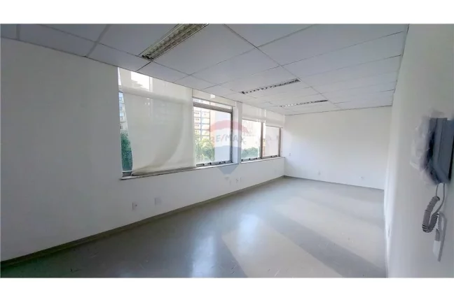 Imagem Sala Comercial 28,59 sem vaga no Itaim Bibi