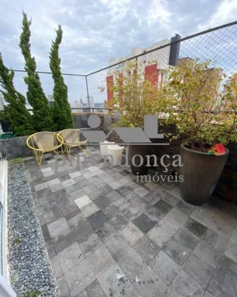 Imagem Linda cobertura duplex com 154m² em rua tranquila de Pinheiros.