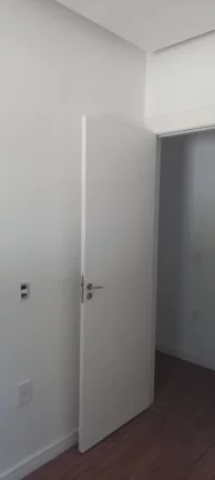 Imagem Lindo apartamento Andar Baixo de 3 dormitórios e 1 vaga de garagem Próximo ao Clube Esportivo da Penha