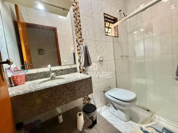 Imagem Casa com 3 dormitórios à venda, 103 m² por R$ 320.000,00 - Jardim Leonora - Itumbiara/GO