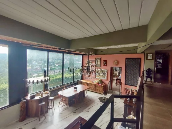 Imagem Casa à venda, 266 m² por R$ 889.000,00 - Parque do Ingá - Teresópolis/RJ