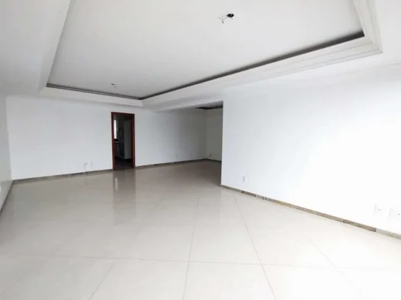 Imagem Viva com Elegância e Conforto: Apartamento de 4 Quartos no Coração da Cidade!