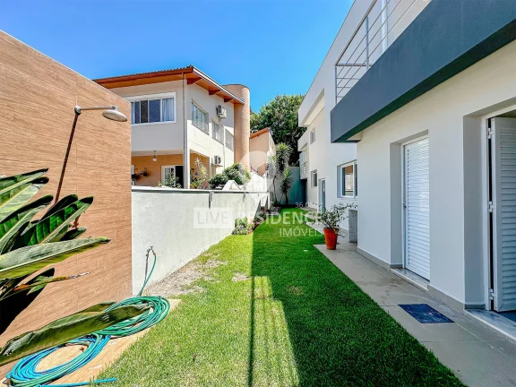 Imagem Casa de Alto Padrão à venda no Condomínio Estância Marambaia - Vinhedo