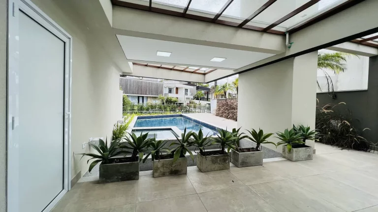 Imagem Casa nova à venda Riviera de São Lourenço módulo 024