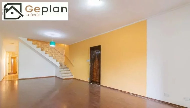 Excelente Sobrado, 3 Dorm, Sendo 1 Suite, 2 Vaga pequenas, 213m.