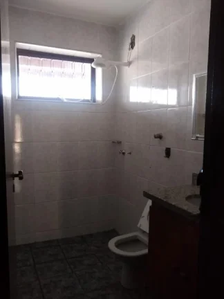 Imagem sobrado com 01 vaga, sala ampla , 03 dorm. sendo 01 suite com closet e sacada, 01 sala de jantar, 01...