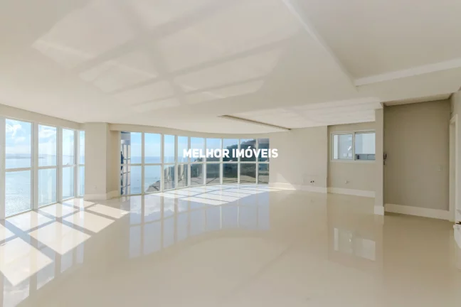 Imagem Apartamento Frente Mar com 04 suítes sendo 01 máster em Balneário Camboriú.
