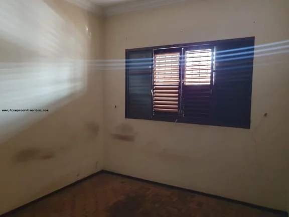 Imagem Casa para Venda em Limeira, Vila Bragotto, 2 dormitórios, 1 banheiro