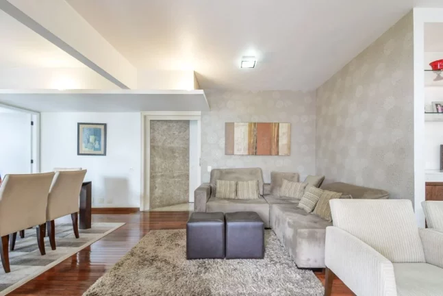 Imagem Apartamento em Pinheiros perto do metrô com 3 quartos (1 suíte ) e 3 vagas, 120m²