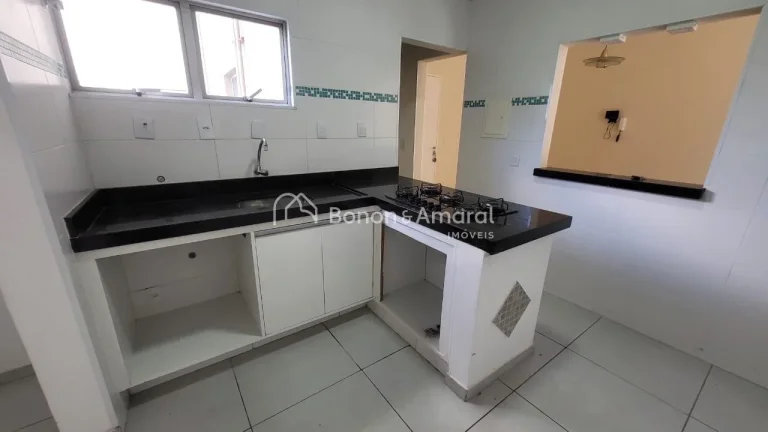 Imagem Excelente oportunidade em uma das regiões mais desejadas! Imóvel espaçoso com 3 dormitórios, sal...