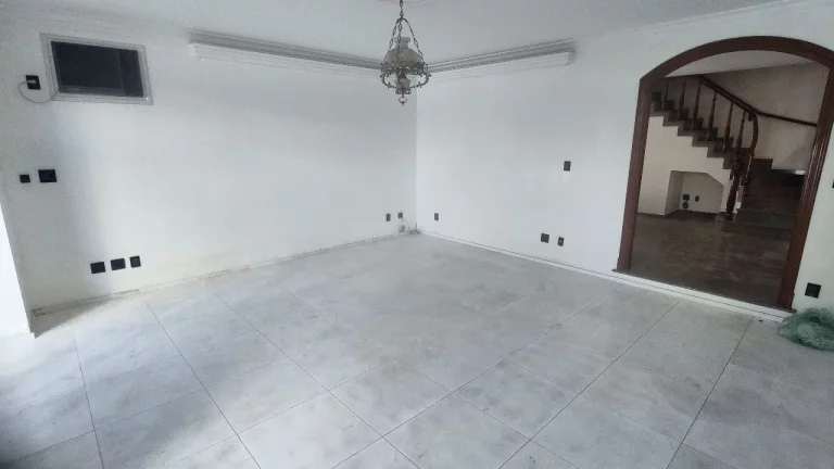 Imagem Sobrado COMERCIAL em SANTOS - SP, PONTA DA PRAIA