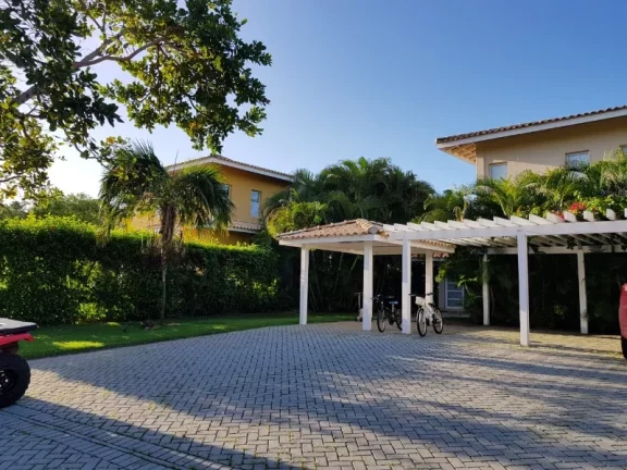 Imagem CONDOMINIO QUINTAS DE SAÚIPE - CASA TOTALMENTE MOBILIADA, DECORADA, MODELO DO RENOMADO ARQUITETO DAVI BASTOS: 330m2 DE ÁREA, 3 SUITES SALA AMPLIADA