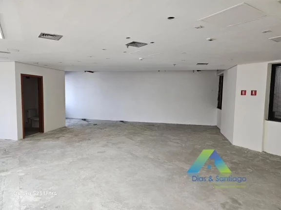 Imagem Sala comercial com 9 vagas em Vila Olímpia, São Paulo/SP