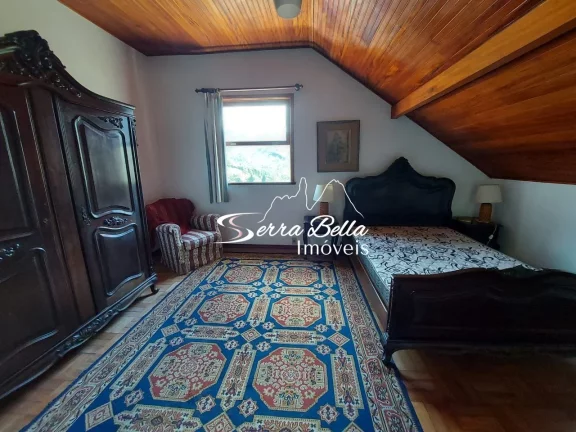 Imagem Casa com 4 dormitórios à venda, 255 m² por R$ 1.290.000,00 - Três Córregos - Teresópolis/RJ