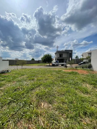 Imagem VENDE-SE TERRENO NO CONDOMINIO TOSCANA FRANCA SP - Excelente terreno no condomínio toscana medindo - 364m² quadrados 13x28 - Excelente localização no