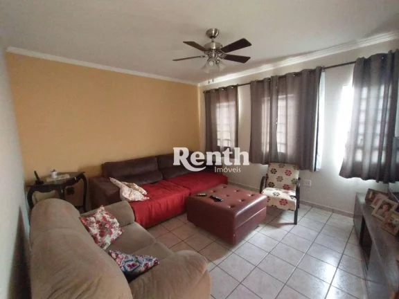 Imagem Casa com 3 dormitórios à venda, 198 m² por R$ 600.000 - Cidade Claret - Rio Claro/SP