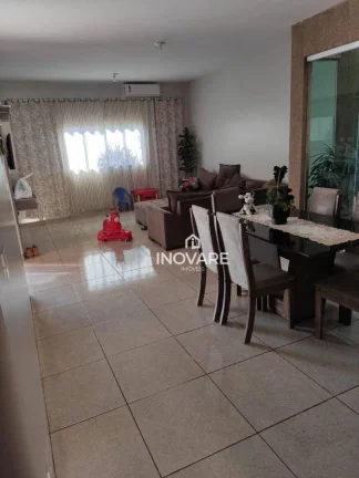 Imagem Casa com 3 dormitórios à venda, 173 m² por R$ 380.000,00 - Residencial Madri - Araporã/MG