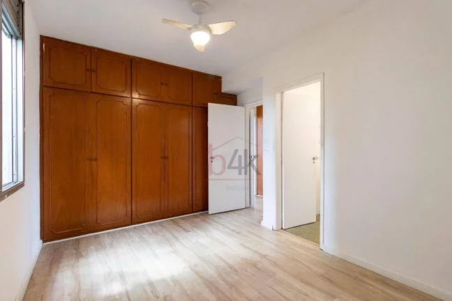 Imagem Apartamento amplo com 3 dormitórios, 107 m² à venda no Campo Belo
