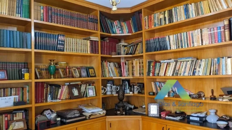 Imagem OPORTUNIDADE DE MORAR EM INDIANAPOLIS EXCELENTE CASA 4 DORMITORIOS, 2 VAGAS ESPAÇO GOURMET OTIMO VALOR !